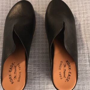 Kork Ease clogs size 9